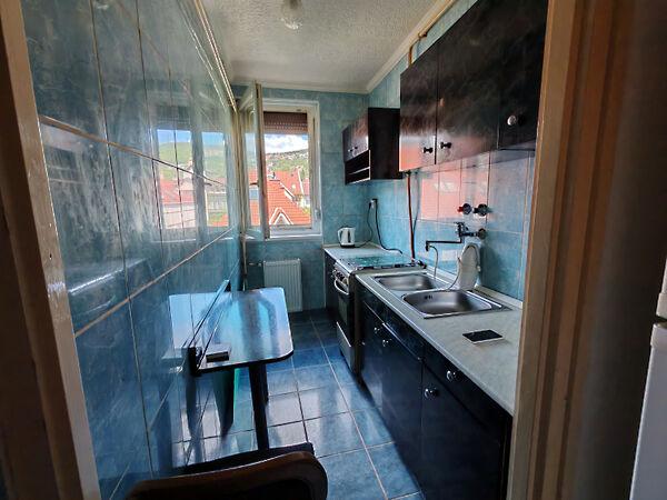 Vályog, Budapest, III. kerület 2. képe