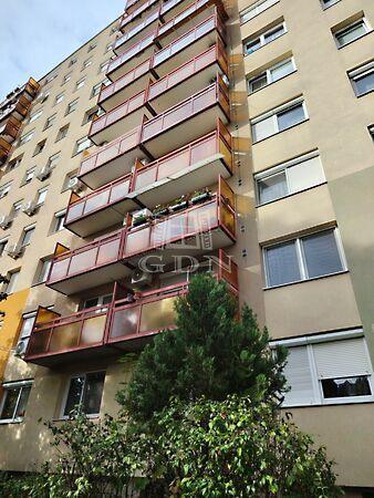 Latabár Kálmán, Budapest, IV. kerület képe