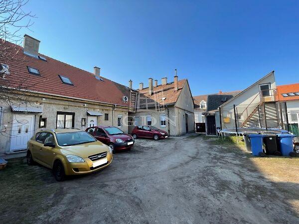 Károly, Székesfehérvár 3. képe