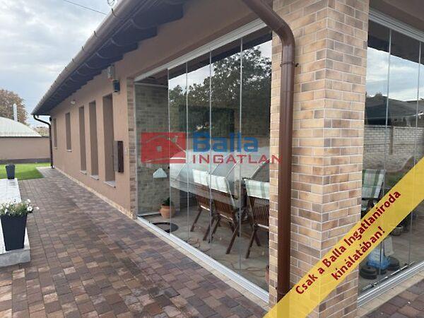 Dunaparthoz közel, Szigetszentmiklós képe