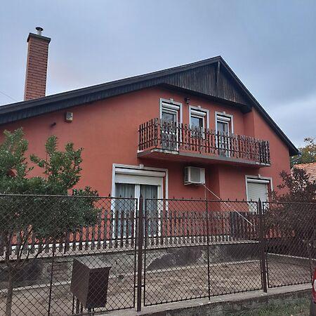 Judit Ingatlan és, Monor 2. képe