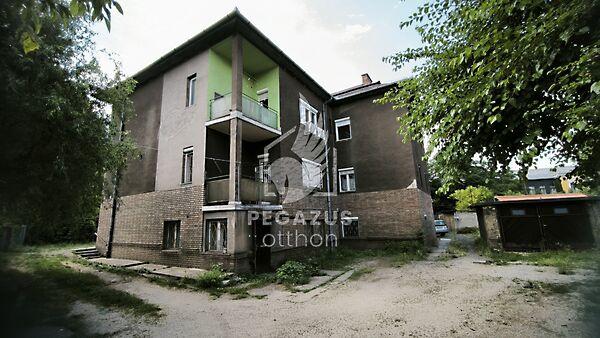 Alkotmány, Ózd 3. képe