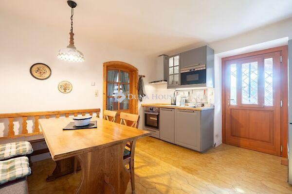 Vasút, Újbarok 3. képe