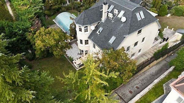 Flóra, Budapest, III. kerület 3. képe