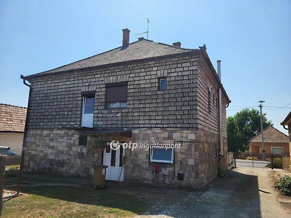 Május 1., Pusztamonostor 2. képe