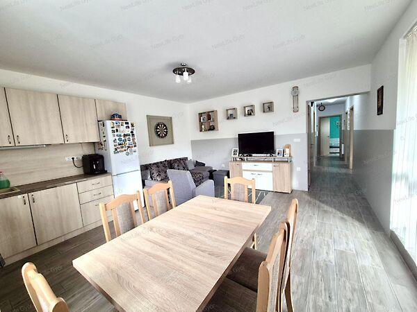 Győrújbarát 3. képe