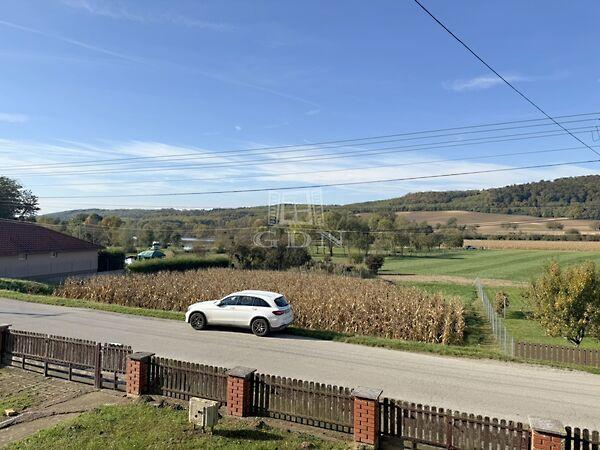 Tégla családi ház tóra néző, Kisbucsa 2. képe