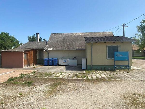 Károlyháza 3. képe