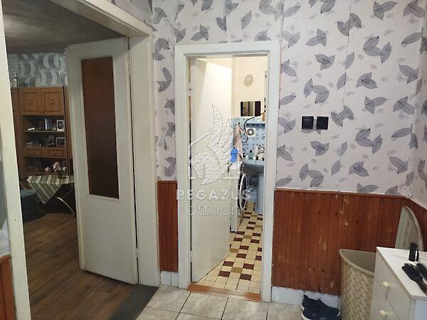 IV. Béla, Járdánháza 2. képe