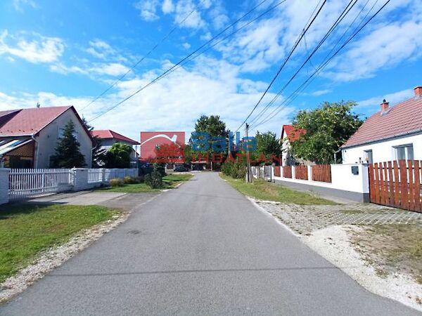 KOSZTOLÁNYI DEZSŐ, Gyál 3. képe