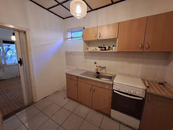 Temetőalja, Úri 3. képe