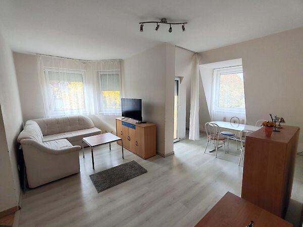 Komlóssy, Debrecen 3. képe