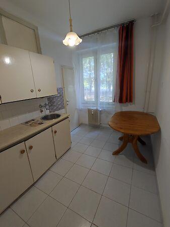 Győri, Tatabánya képe