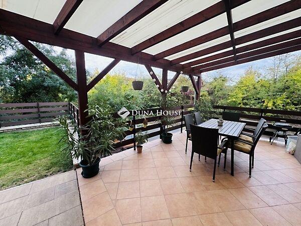 Dominika, Pécs képe