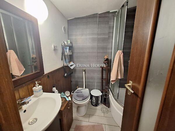 Szőlősor, Dunaalmás 3. képe