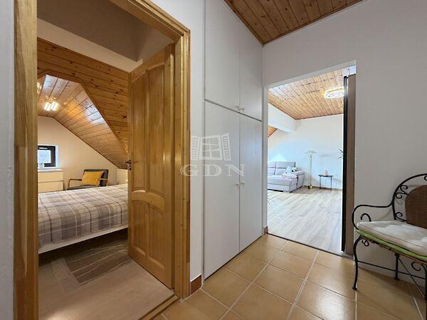 Püspök, Székesfehérvár 2. képe