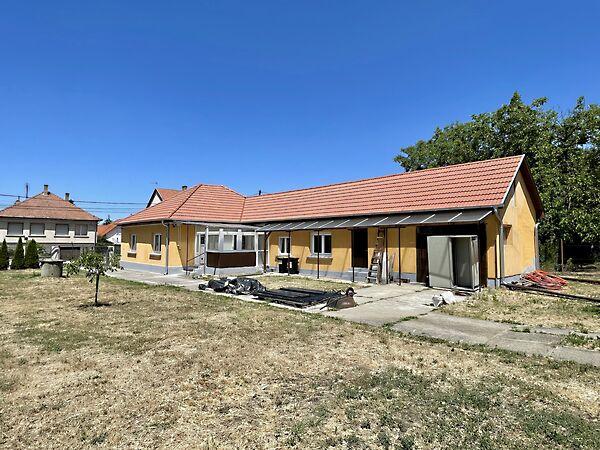 Bercsényi, Isaszeg 2. képe