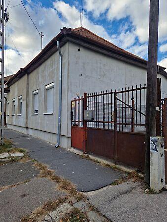 József Attila, Budapest, XV. kerület 3. képe