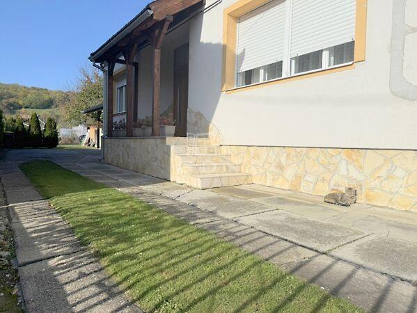 Felújított tégla családi, Egervár 3. képe