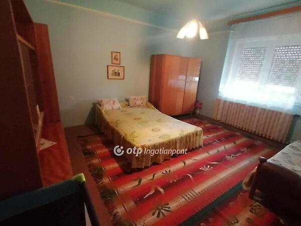 Faluház, Tabdi 3. képe