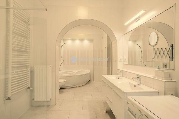 Mária, Pécs 3. képe