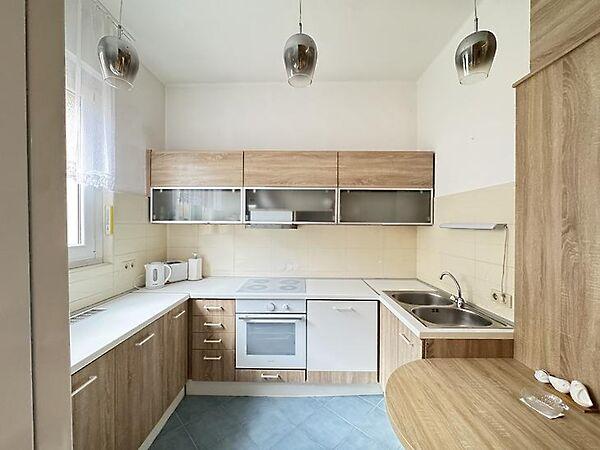 Galamb, Budapest, V. kerület 3. képe