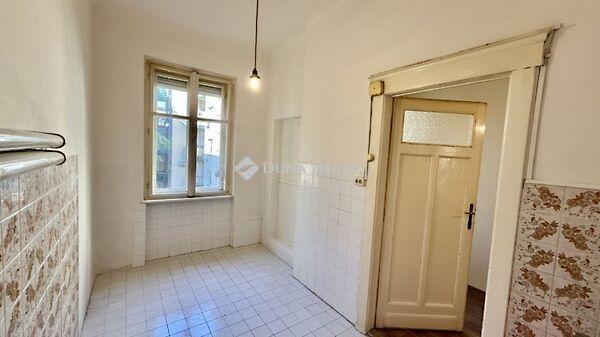 Balzac, Budapest, XIII. kerület 2. képe