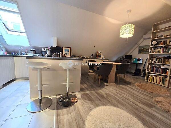 Hivatalnok, Érd 3. képe