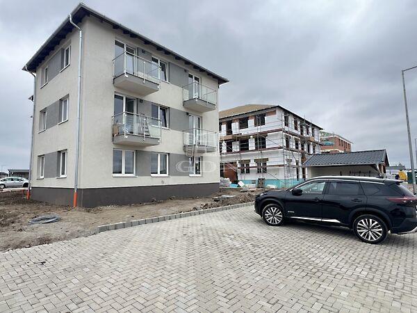 Mendei Lakópark, C. épület II.em, Mende képe