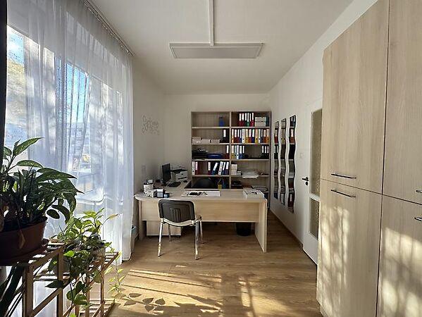 Kossuth Lajos, Budapest, XXI. kerület 3. képe