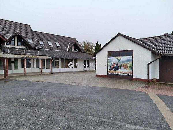 Jókai Mór, Szentlőrinc 2. képe