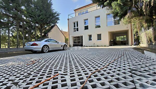 Központi, Veresegyház képe