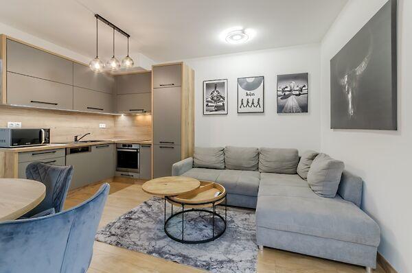 Leonardo da Vinci, Budapest, VIII. kerület 2. képe