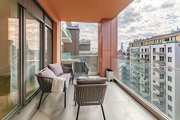 Leonardo da Vinci, Budapest, VIII. kerület 3. képe