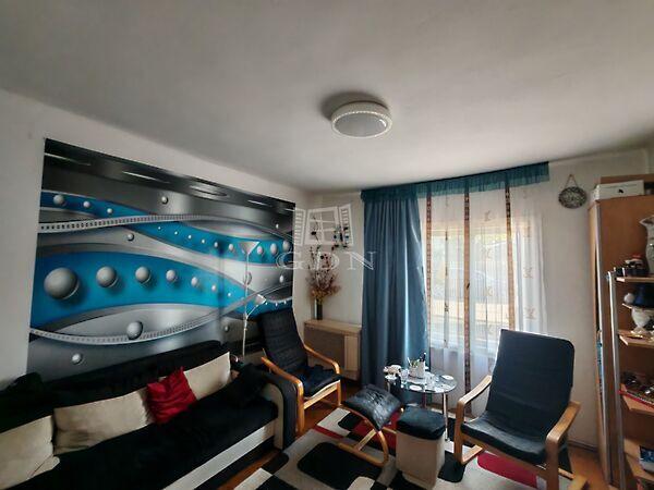 Kétlakásos családi ház nagy, Vecsés 3. képe