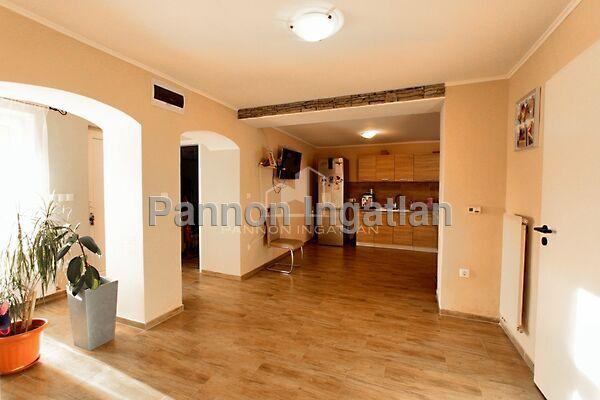 Nagyesztergár képe