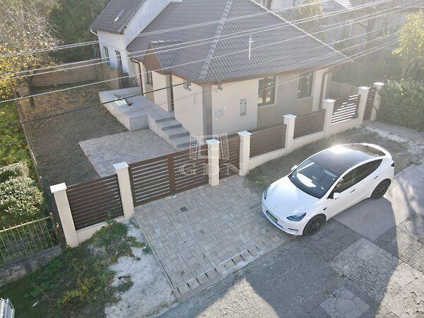 Kolozsvári, Pécel 3. képe