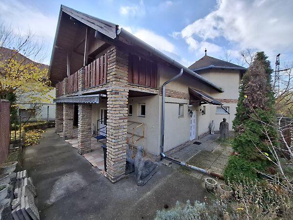 Blaháné, Gödöllő képe