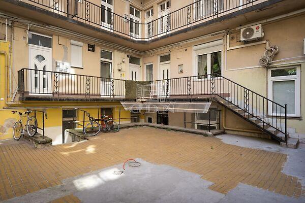 Dob, Budapest, VII. kerület 2. képe