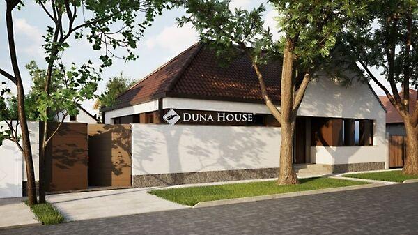 Holló, Kecskemét 2. képe