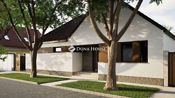 Holló, Kecskemét 3. képe