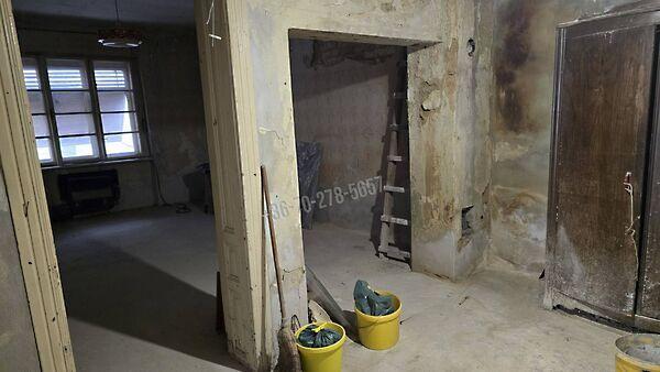 Könyök, Pécs 2. képe