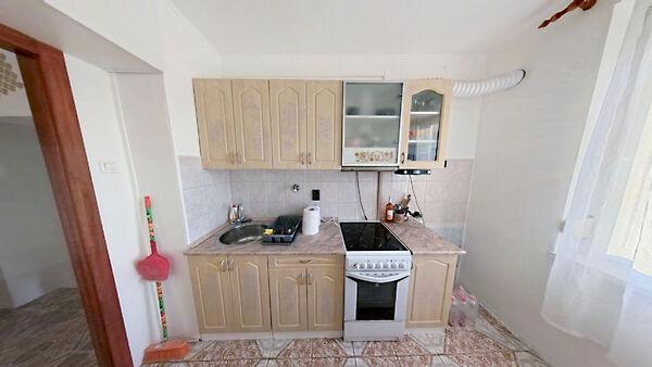 Jókai, Várpalota 2. képe