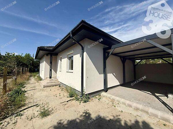 Mimóza, Kecskemét 3. képe