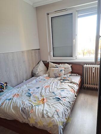 Komlóssy, Debrecen 2. képe