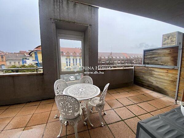 Király, Pécs képe