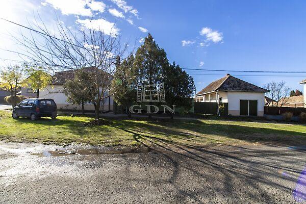 Csendes, nyugodt, Jászfényszaru 3. képe