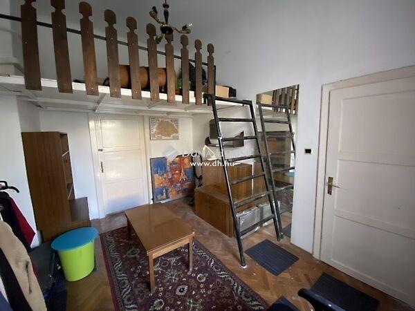 Mátyás király, Pécs 3. képe