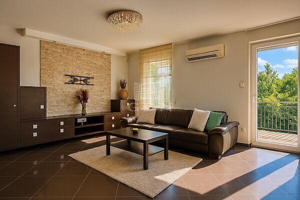 Rózsavölgyi Kertkapcsolatos, Budapest, XXII. kerület képe