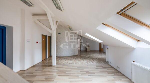 B kat. irodaház I.em. 44 m², Budapest, IX. kerület képe